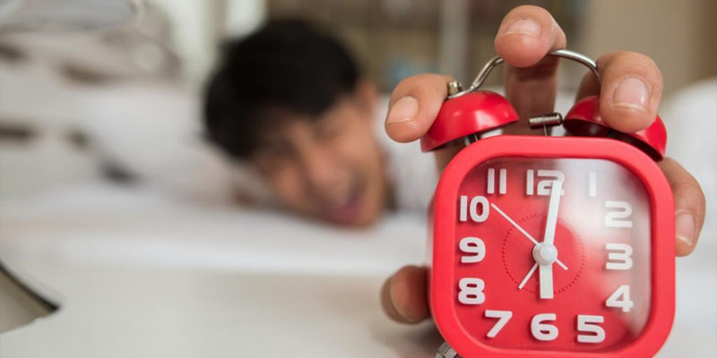 Tìm hiểu ý nghĩa chung của giấc mộng đến công ty trễ